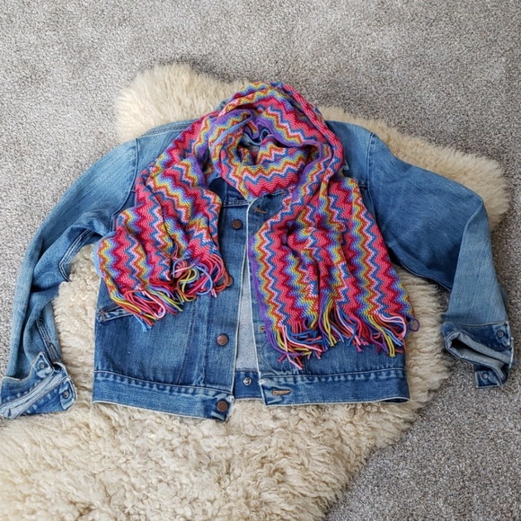 🦄Bright & Beautiful Chevron Rainbow Unicorn Scarf - Picture 5 of 5